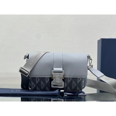 Dior Hit the Road Messenger Bag In Gray CD Diamond Canvas