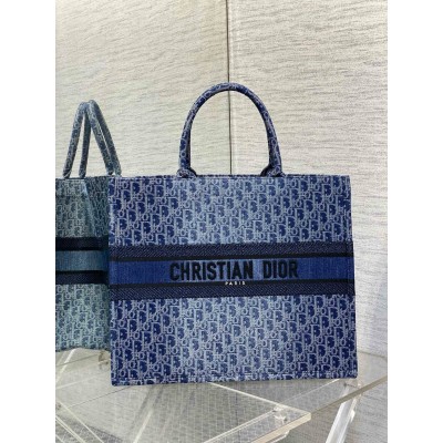 Dior Medium Book Tote Bag in Blue Denim Oblique Jacquard