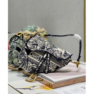 Dior Saddle Bag In Blue Toile de Jouy Embroidery